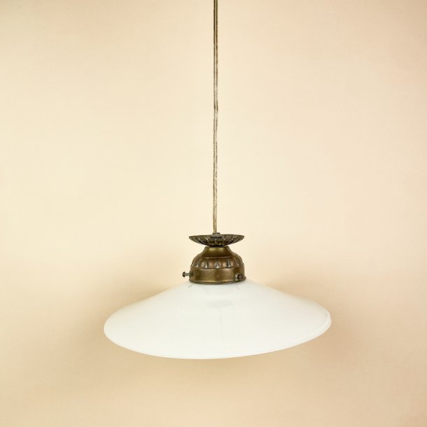 Elegant vintage opalglas pendel