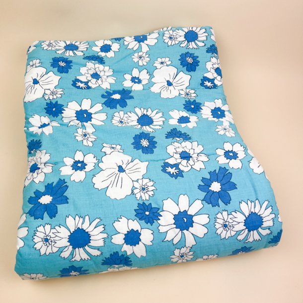 Turkis blomstret vintage vatt�ppe