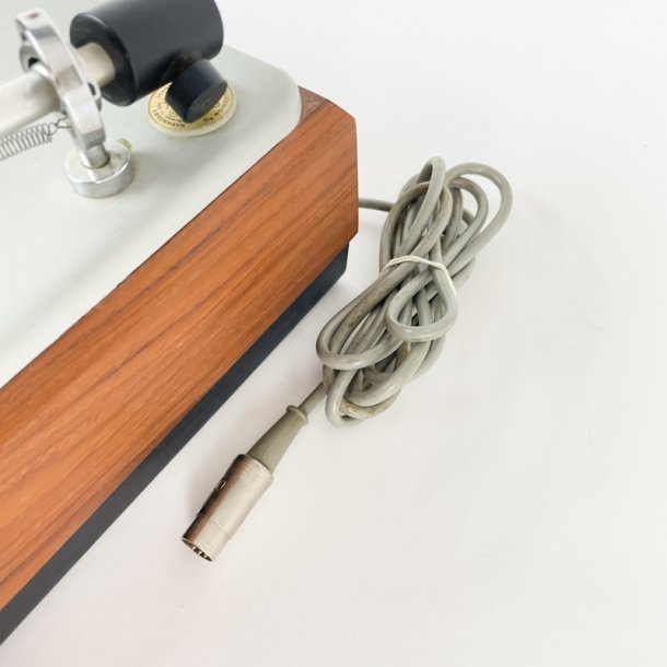 B&O pladespiller � type 608 V