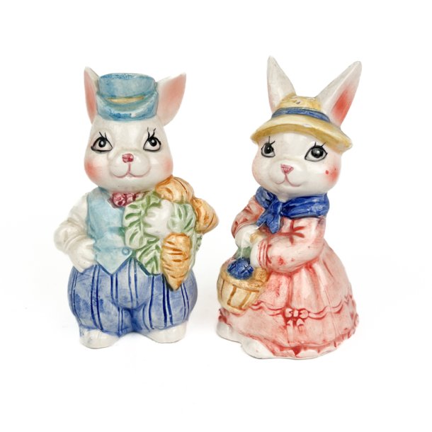 To kaniner salt peber