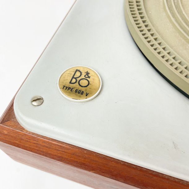 B&O pladespiller � type 608 V