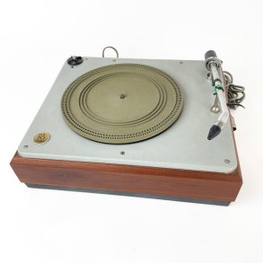 B&O pladespiller � type 608 V