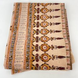 Beige Retro Tagesdecke