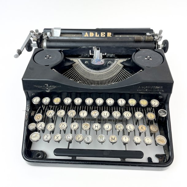 Adler Vintage-Schreibmaschine