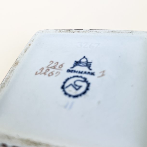 Aluminia l�gkrukke kunstfajance 726/3267