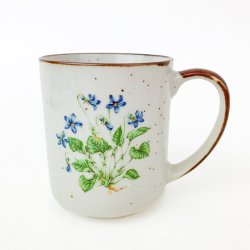 Retro Steingutbecher mit Veilchenmotiv