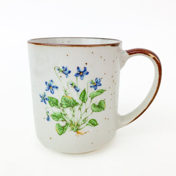 Retro Steingutbecher mit Veilchenmotiv