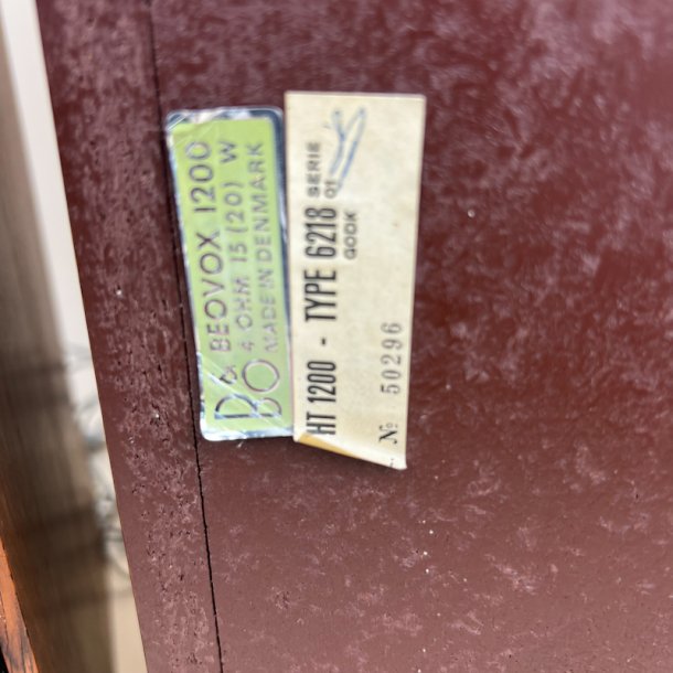 To B&O Beovox 1200 h�jttalere,�palisander