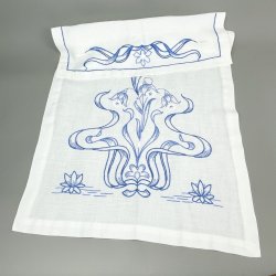 Weies Vintage Geschirrtuch-Vorhng mit blauer Stickerei