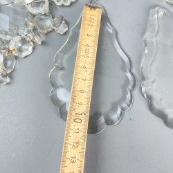 Vintage glasprismer og blomster