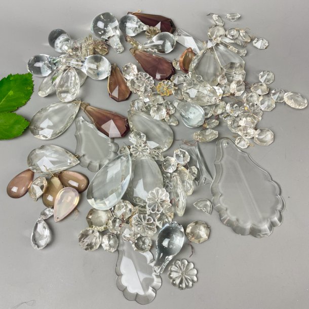 Klar og rosa vintage glasprismer