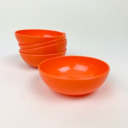 Fem sm� orange retro sk�le