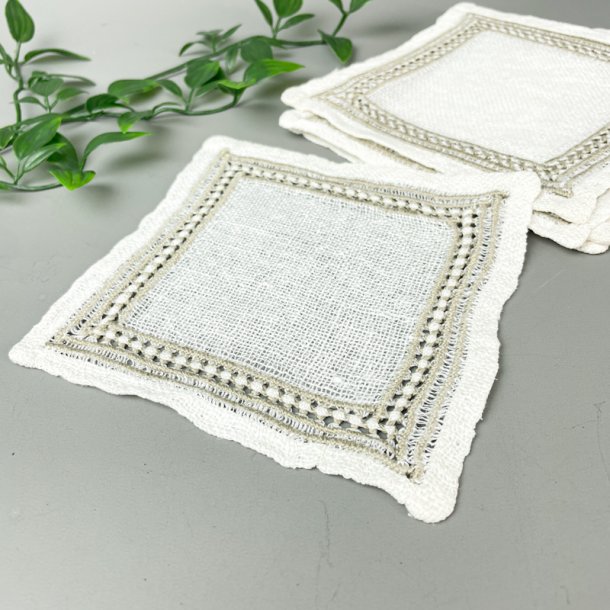 Seks vintage melleml�gsservietter i h�r