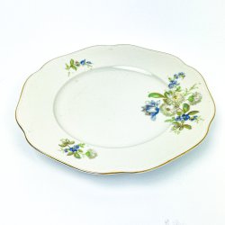 Flacher Teller mit blauen Blumen von KPM