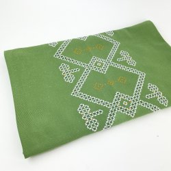 Grne Tischdecke mit weier Hardanger-Stickerei  180 cm