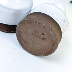 Keramik-Zahnstocherhalter und Pfefferstreuer  Ulla Lnow