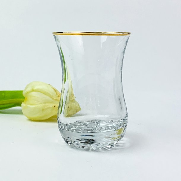 Trinkglas mit Goldrand