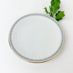 Smrasietter, porceln med sort og guld kant