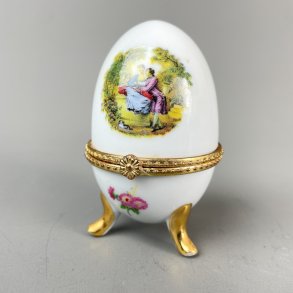 Vintage porcel�ns�g med romantisk motiv