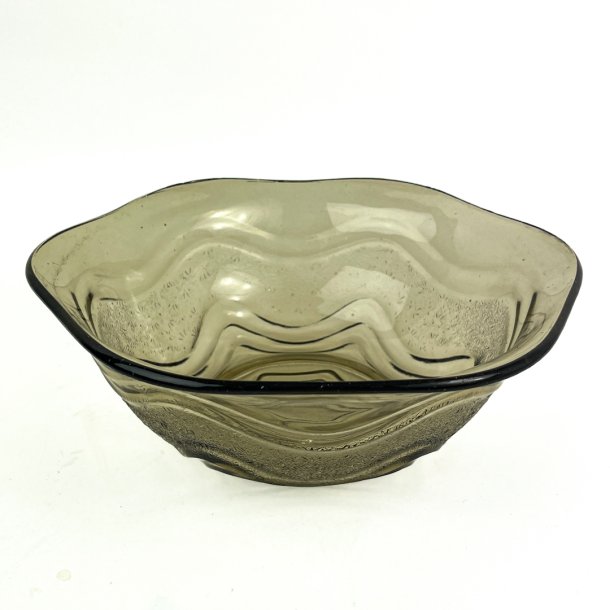 Rauchfarbene Retro Glasschale