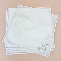 Seks broderede vintage servietter