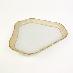 Royal Copenhagen Creme Svejfet fad