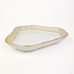 Royal Copenhagen Creme Svejfet fad