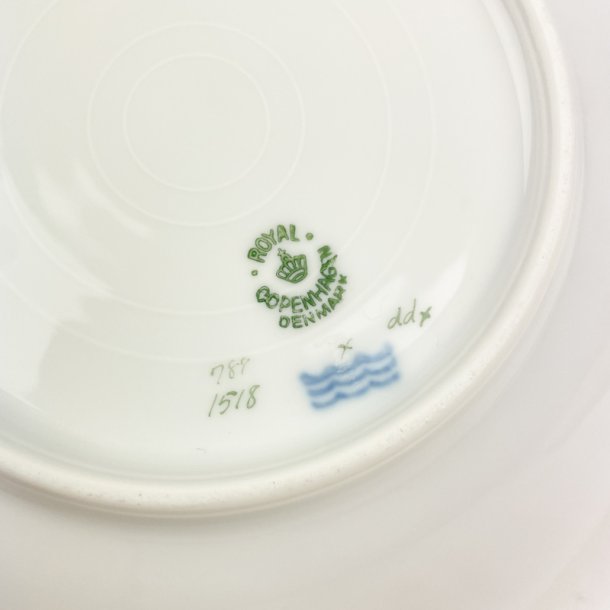 Royal Copenhagen Creme Svejfet sk�l