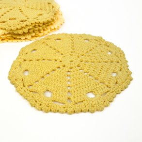 Tolv gule vintage melleml�gsservietter