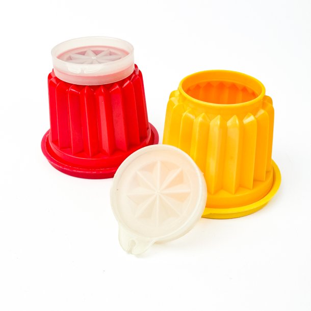 To retro Tupperware isforme
