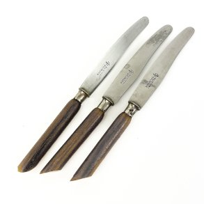 Set aus drei wunderschnen Vintage-Obstmessern. 