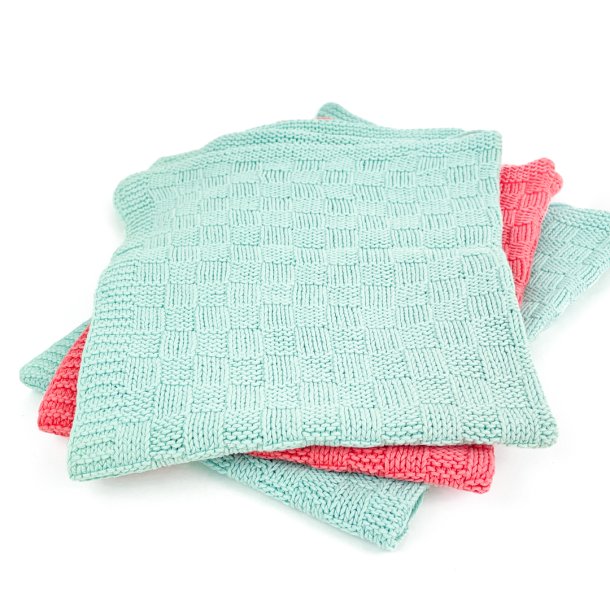 Tre strikkede retro kkkenhndklder