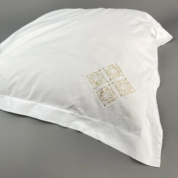 Hvidt vintage pudebetr�k