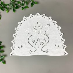 Vintage kommodedug broderi