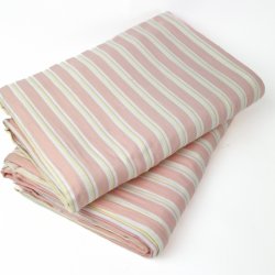 To rosastribet vintage senget�j