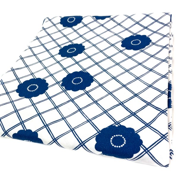 Smuk bl� retro dug med blomster � 270 cm