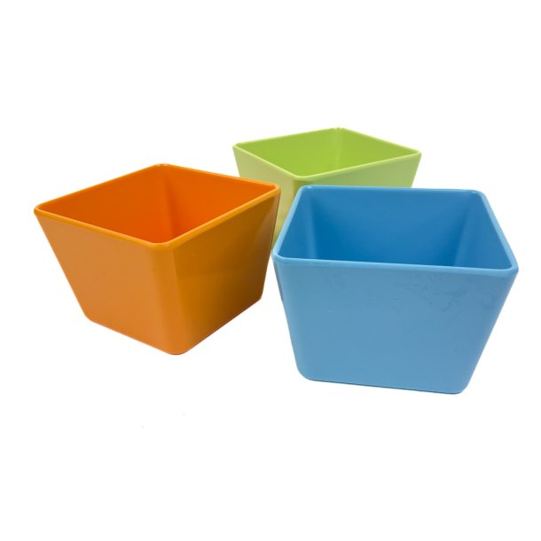 Tre farverige opbevaringssk�le