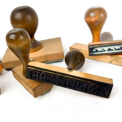 Ni vintage tr�stempler