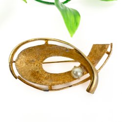 Vintage broche med perle