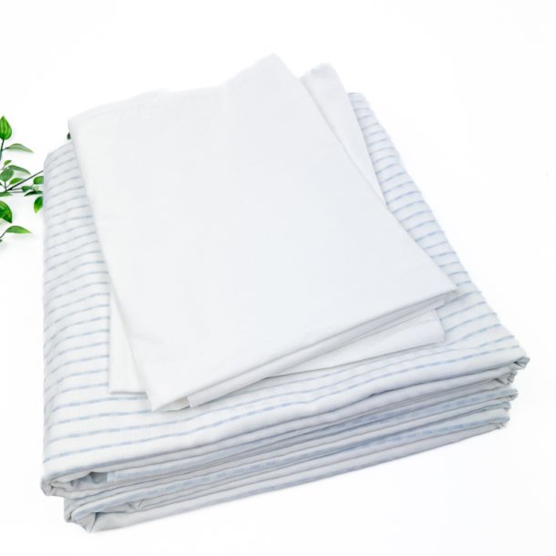 To s�t bl�stribet vintage senget�j