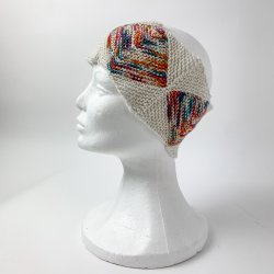 Nyt hndstrikket pandebnd i bldt uld