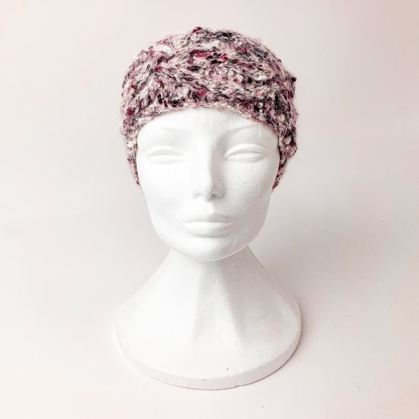 Nyt h�ndstrikket pandeb�nd i rosa mohair