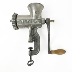 Vintage Husqvarna k�dhakker � nr. 8