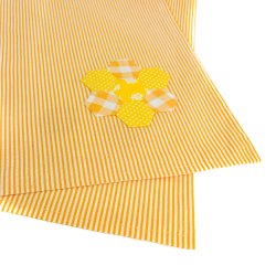 To gule retro dkkeservietter