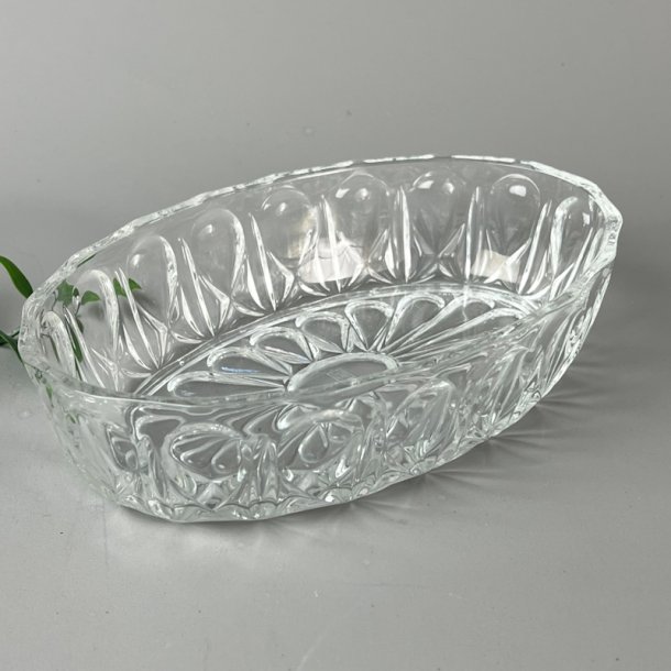 Oval vintage glassk�l