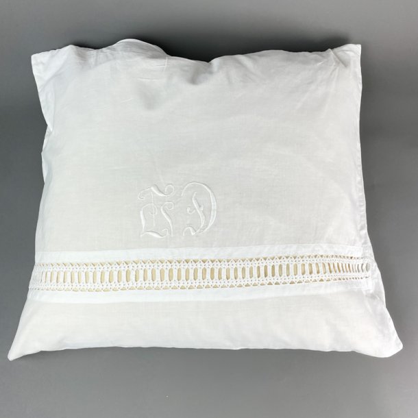 Pudebetr�k med monogram