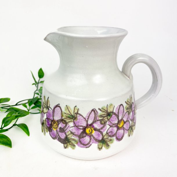 Bangholm Retro Kanne mit lila Blumen