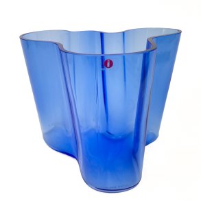 Bl� Iittala Alvar Aalto vase