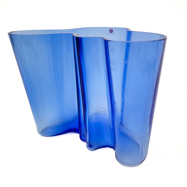 Bl� Iittala Alvar Aalto vase