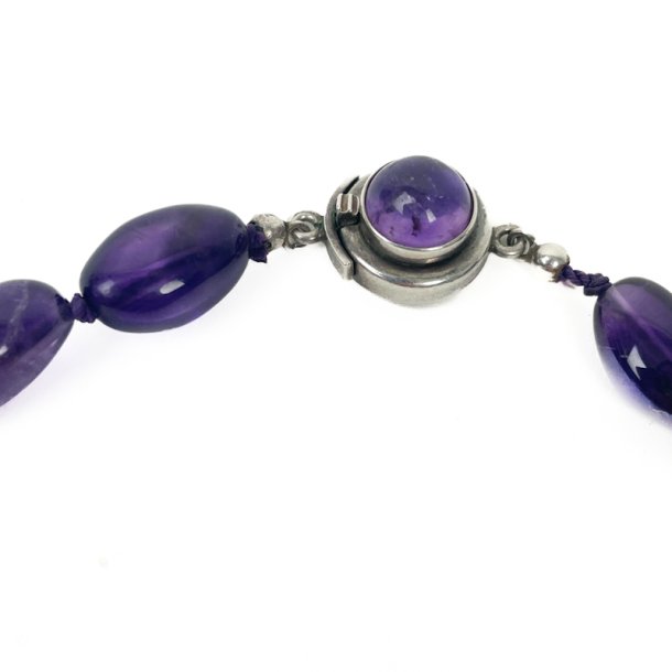 Lilla vintage ametyst halsk�de med s�lv